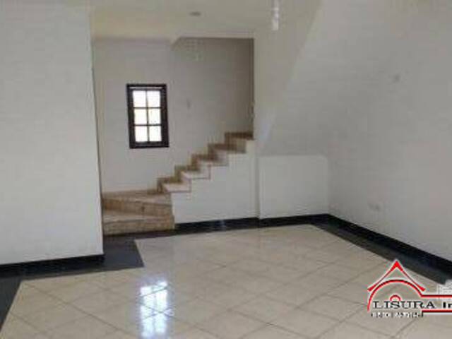Casa em condomínio para Venda em Jacareí - 2