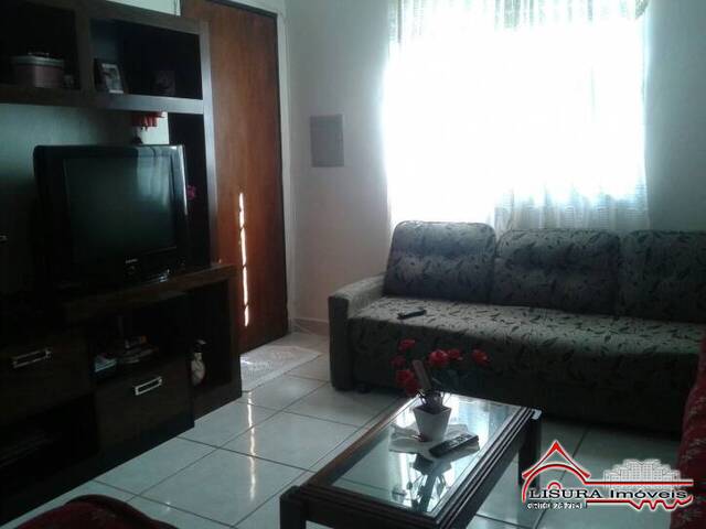 Casa em condomínio para Venda em Jacareí - 4