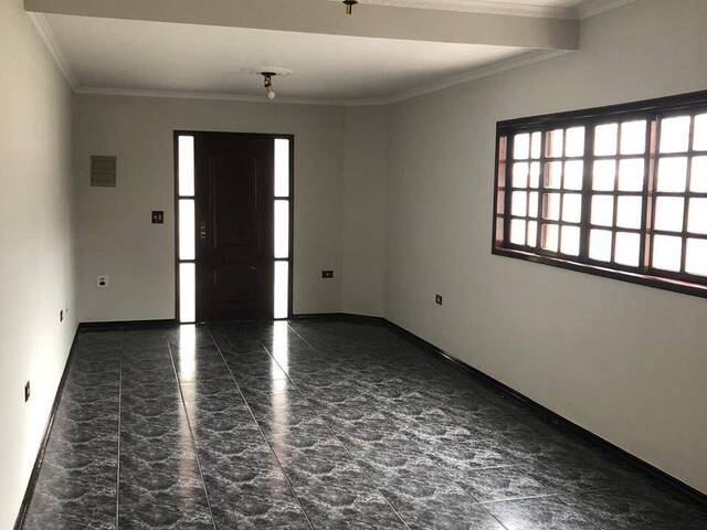 Casa para Venda em Jacareí - 4