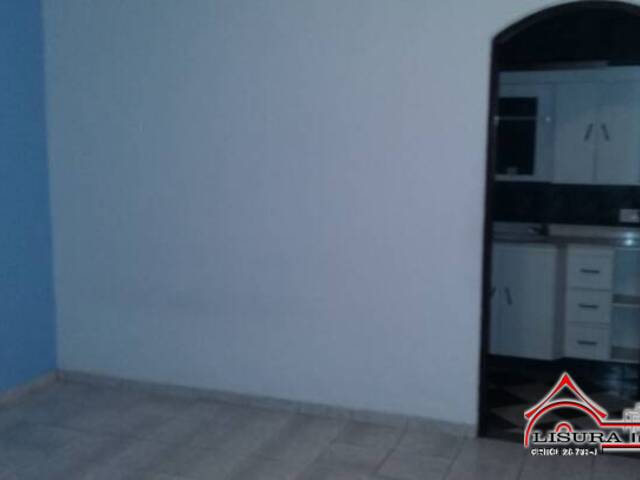 Casa para Venda em Jacareí - 2