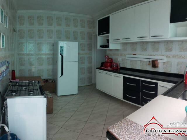 Casa para Venda em Jacareí - 4