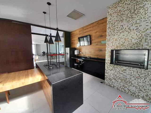 Casa em condomínio para Venda em Jacareí - 2