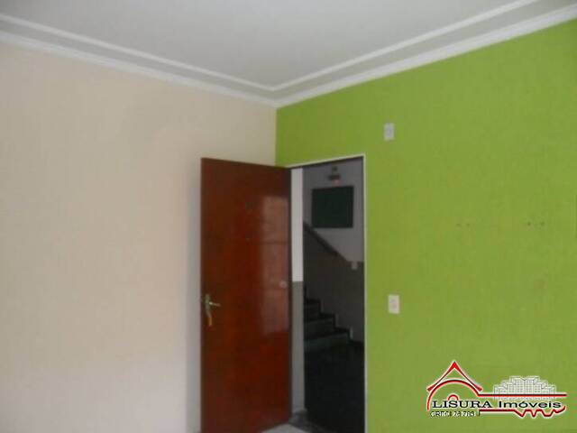 Apartamento para Venda em Jacareí - 4