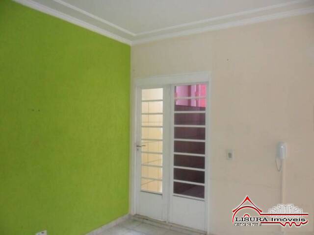 Apartamento para Venda em Jacareí - 3