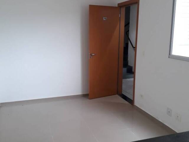 Apartamento para Venda em Jacareí - 2