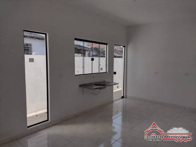 Casa para Venda em Jacareí - 4