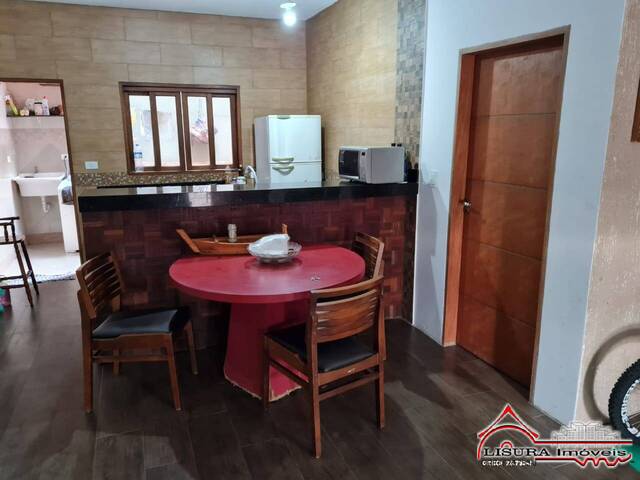 Casa para Venda em Jacareí - 5