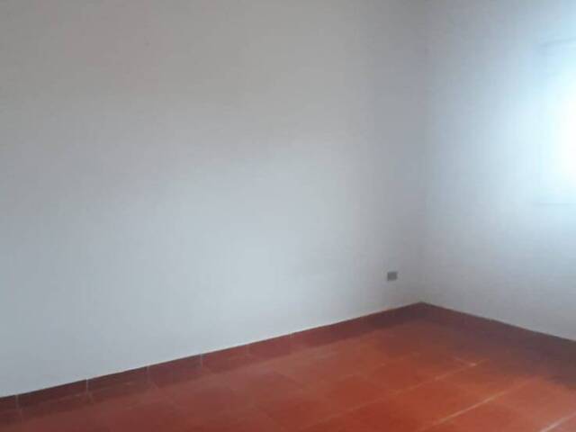 Casa para Venda em Jacareí - 5