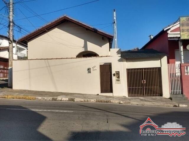 Casa para Venda em Jacareí - 3
