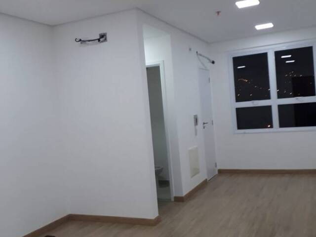 Sala para Venda em Jacareí - 4