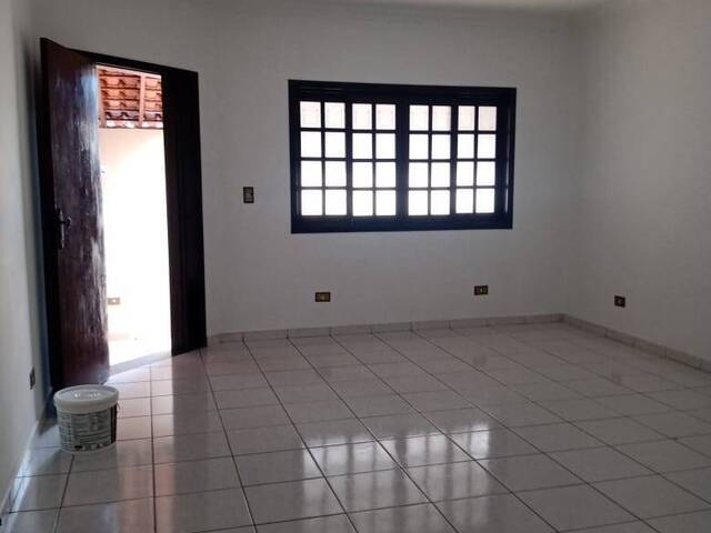 Casa para Venda em Jacareí - 5