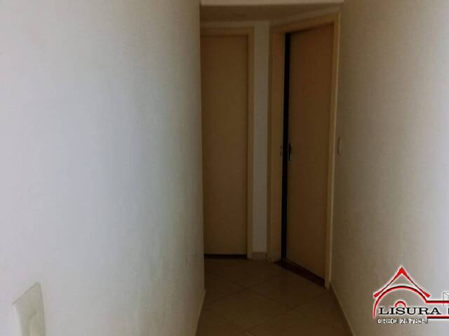 Apartamento para Venda em Jacareí - 4