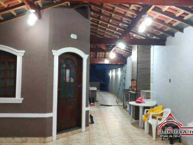 Casa para Venda em Jacareí - 3