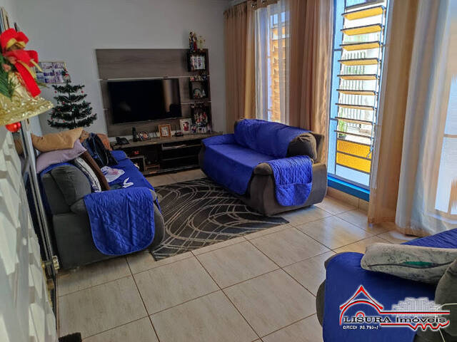 Casa para Venda em Jacareí - 4