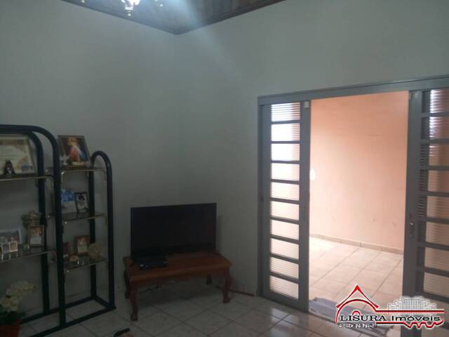 Casa para Venda em Jacareí - 5