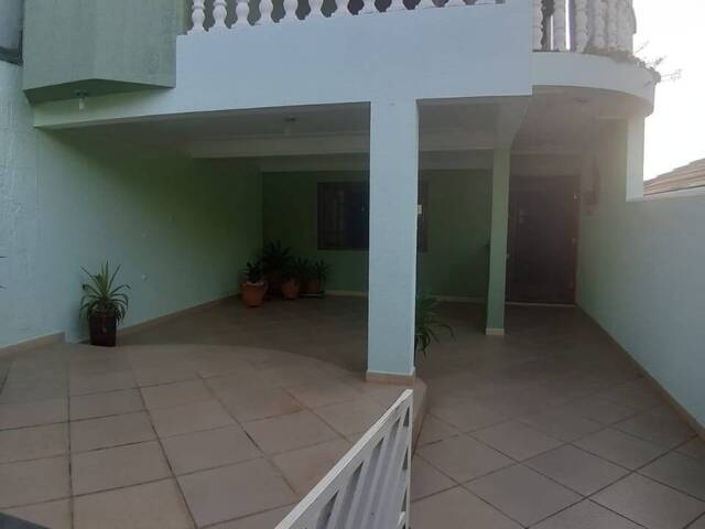 Casa para Venda em Jacareí - 4