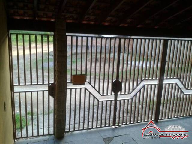 Casa para Venda em Jacareí - 4