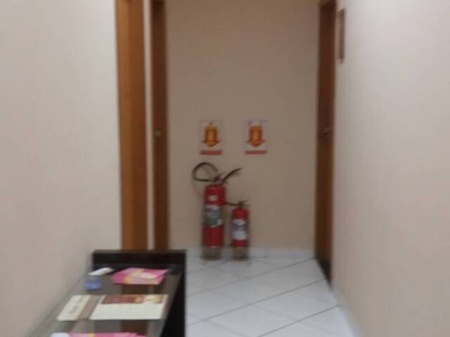 Sala para Locação em Jacareí - 4