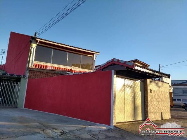 Casa para Venda em Jacareí - 3