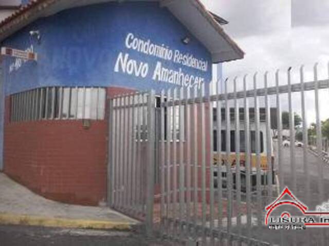 Apartamento para Venda em Jacareí - 2