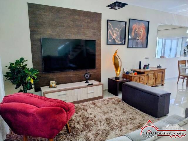 Casa para Venda em Jacareí - 4