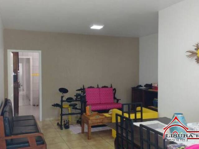 Casa para Venda em Jacareí - 2