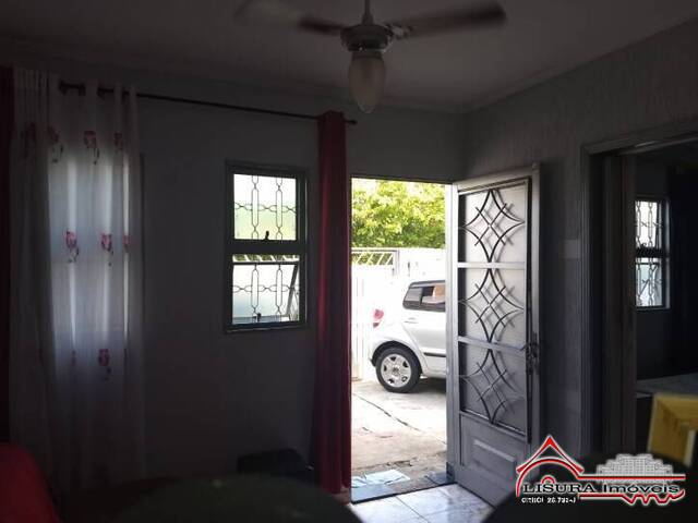 Casa para Venda em Jacareí - 2