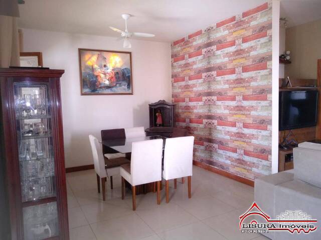 Casa para Venda em Jacareí - 5