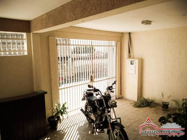 #13563 - Casa para Venda em Jacareí - SP - 2