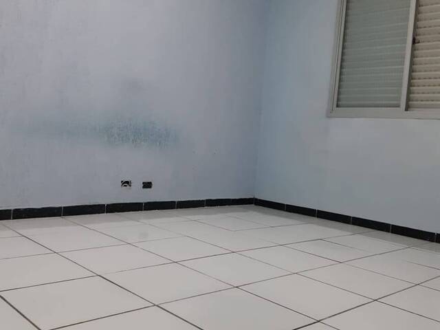 Apartamento para Venda em Jacareí - 5