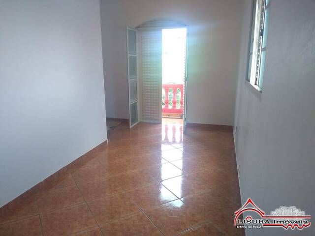 Casa para Venda em Jacareí - 5
