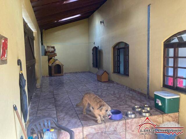 #13647 - Casa para Venda em Jacareí - SP - 2
