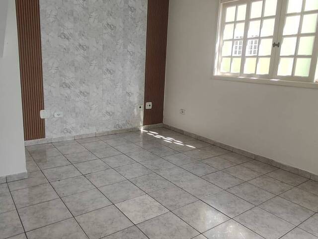 Casa em condomínio para Venda em Jacareí - 2