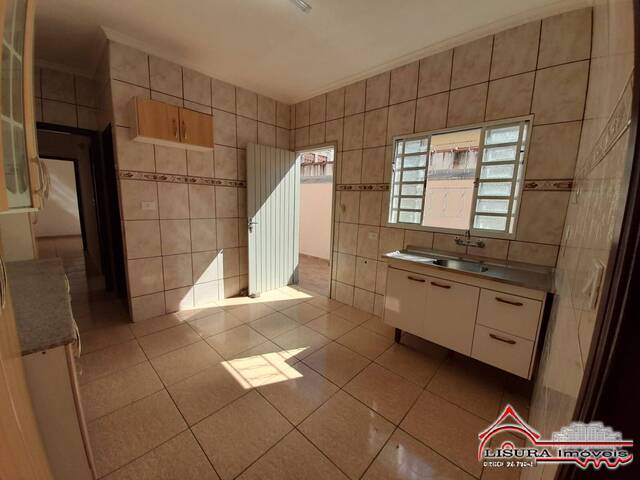 Casa para Venda em Jacareí - 5