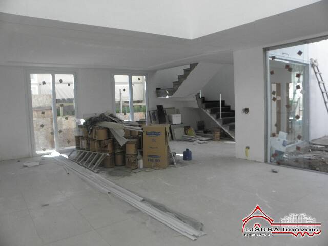 Casa em condomínio para Venda em Jacareí - 3