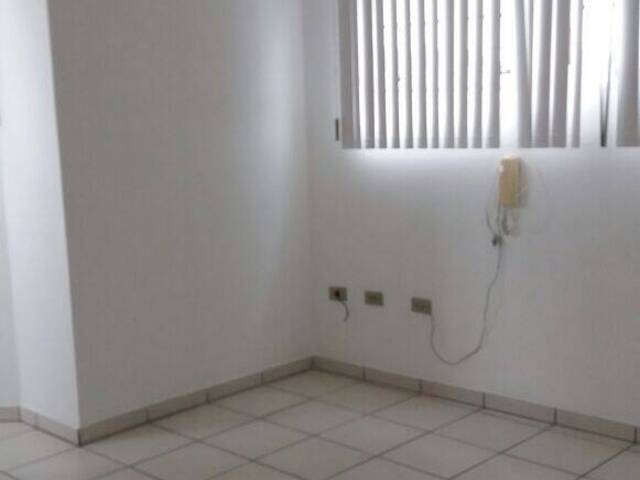 Sala para Locação em Jacareí - 3