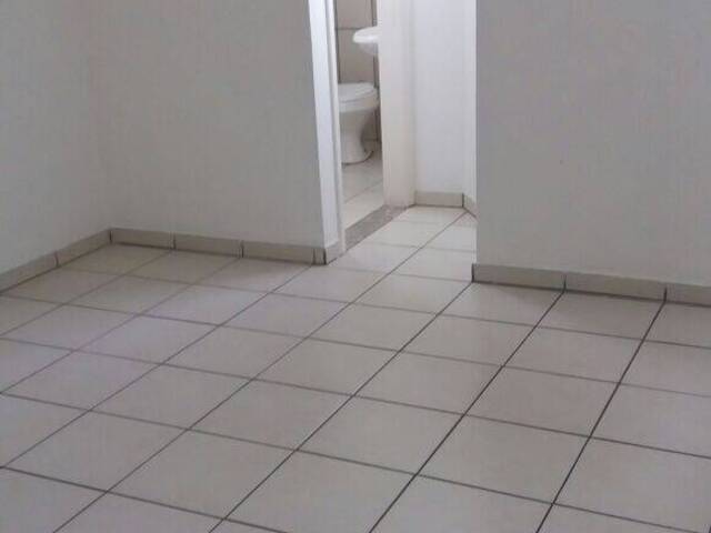 Sala para Locação em Jacareí - 5