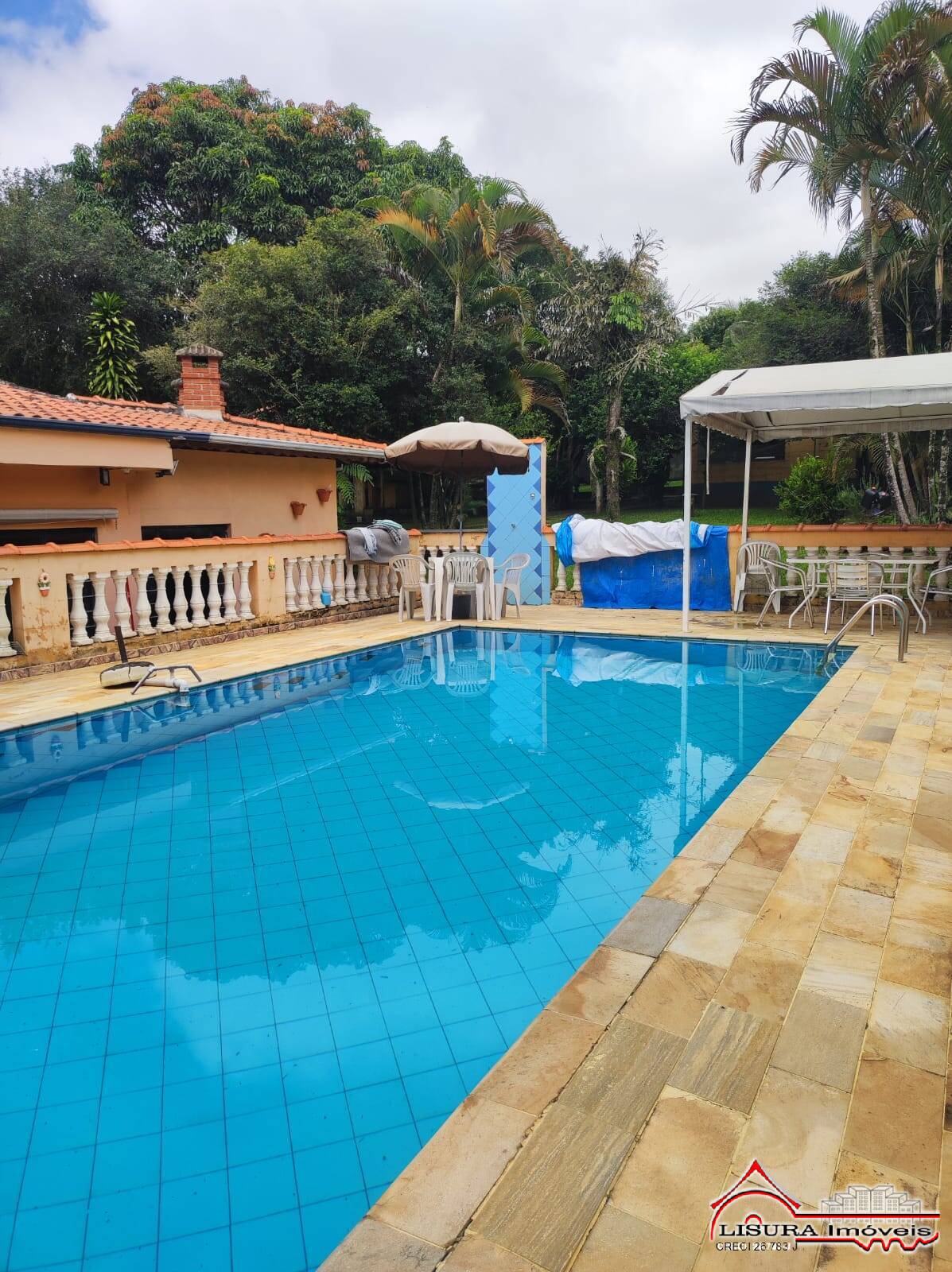 Chácara à venda com 3 quartos, 100m² - Foto 1