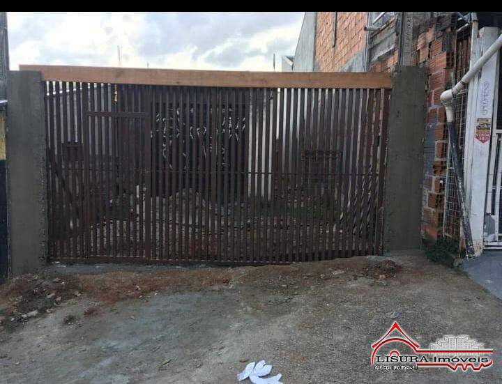 TERRENO COM PONTO COMERCIA COMEÇADO SANTA INES SJC