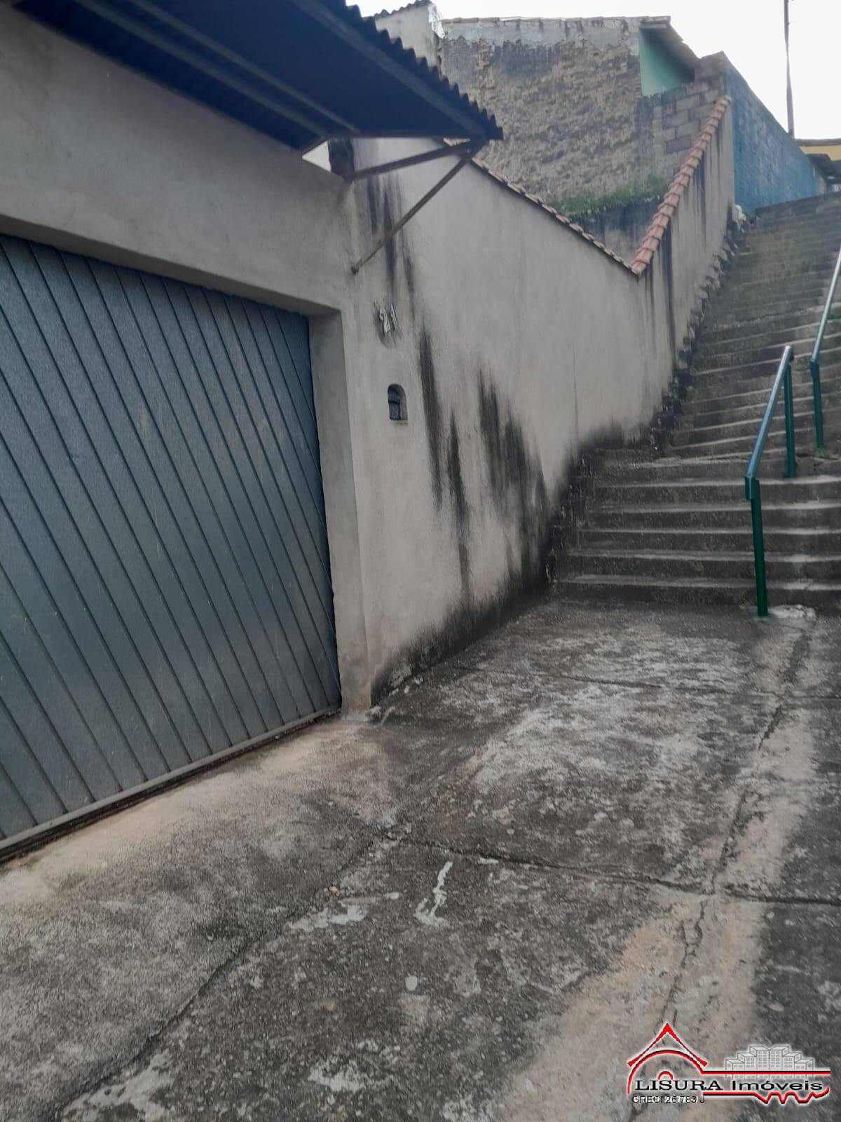 CASA NO PQ SANTO ANTONIO JACAREÍ SP