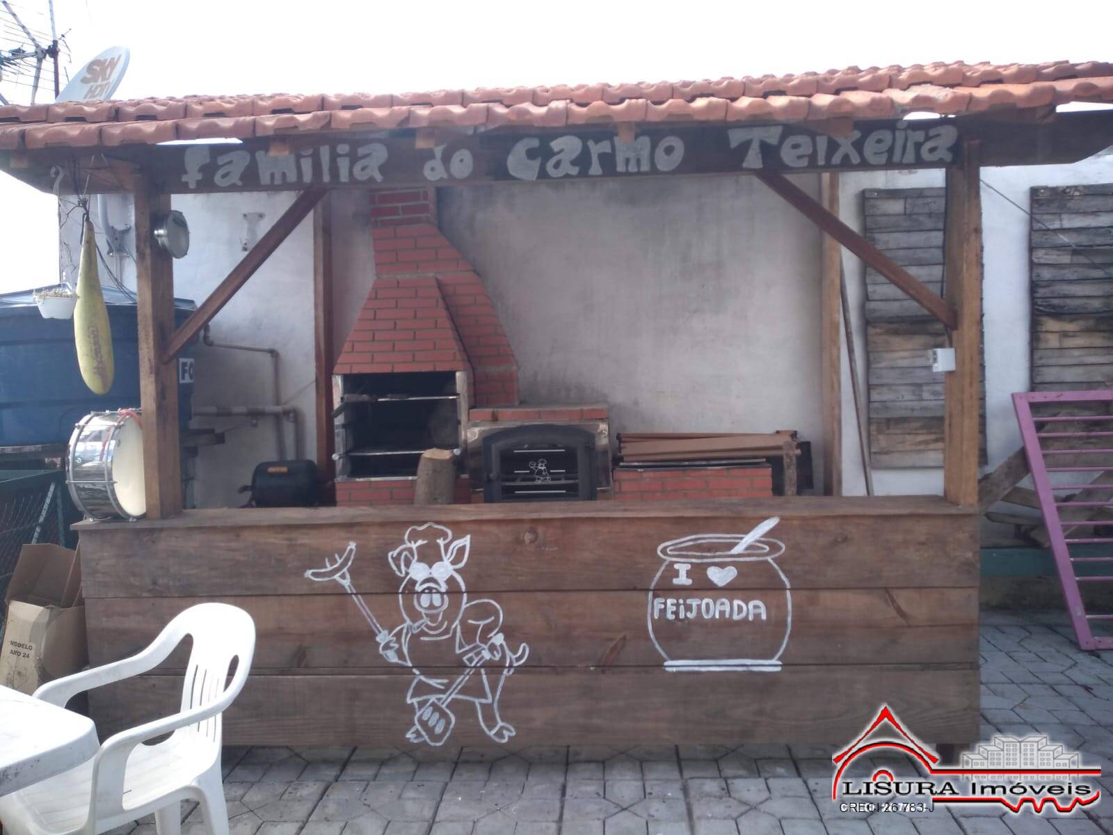 CASA A VENDA NO RIO COMPRIDO JACAREÍ SP
