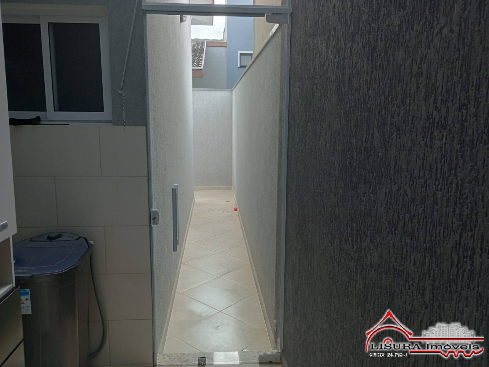 Casa à venda com 2 quartos, 83m² - Foto 31
