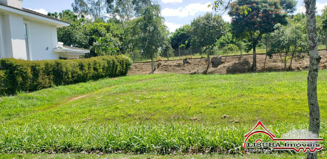 TERRENO CONDOMÍNIO SANTA CLARA JACAREÍ SP 692,15m² Oportunidade!!!