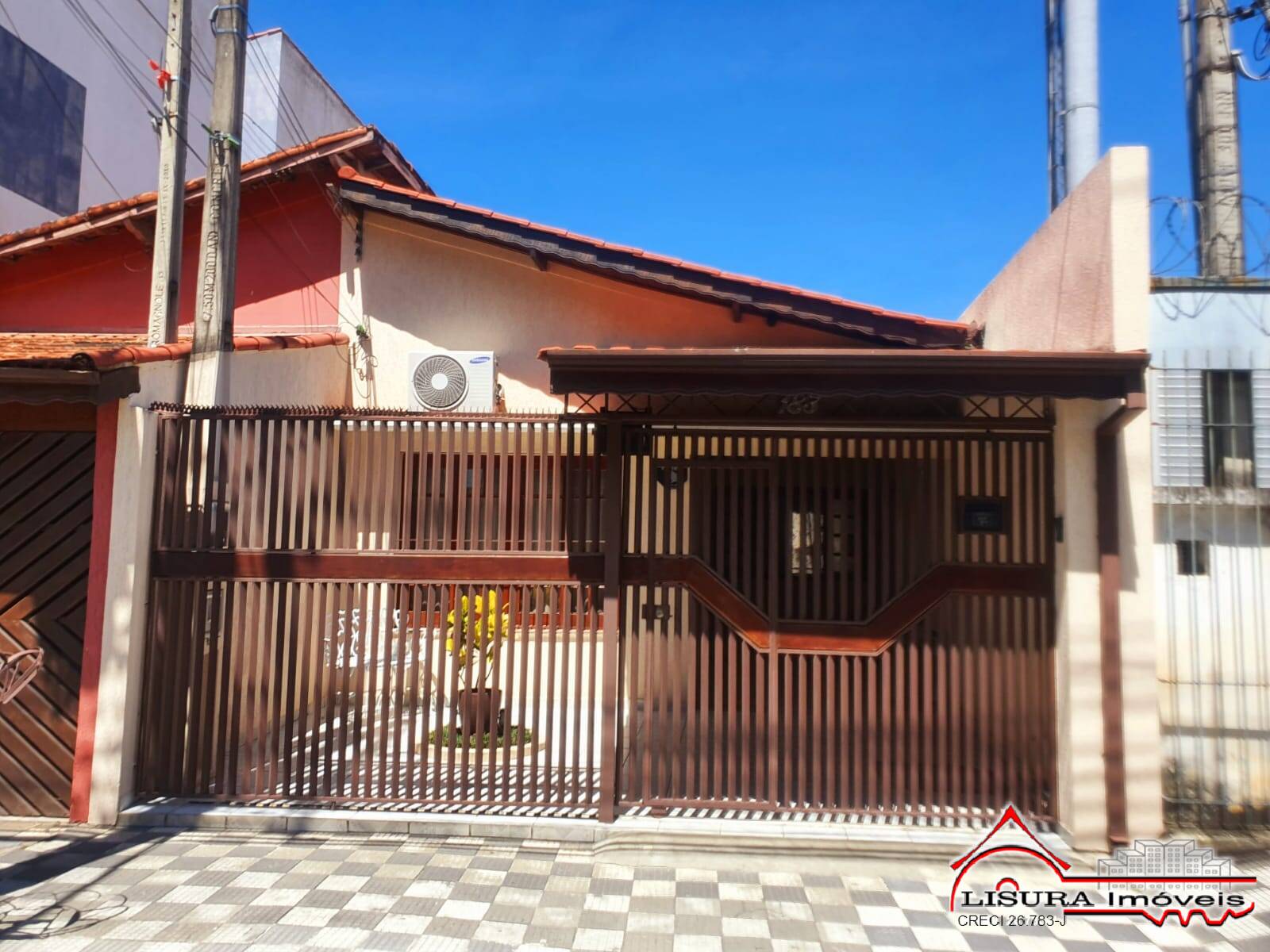 CASA NO CENTRO / JARDIM MARISTER JACAREI SP