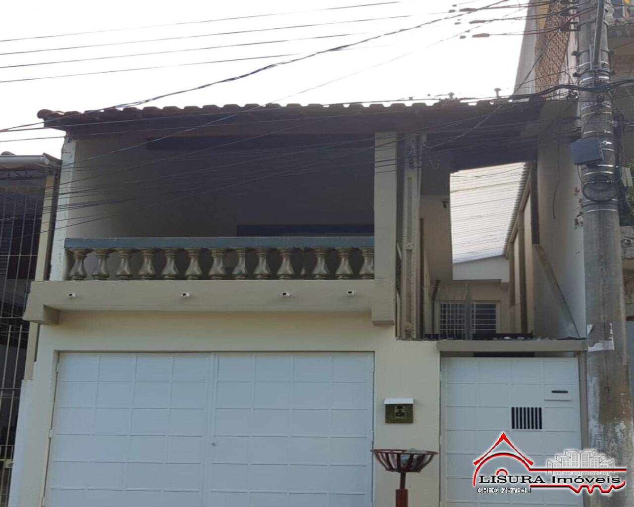 CASA NO PAQUE SANTO ANTONIO JACAREÍ SP