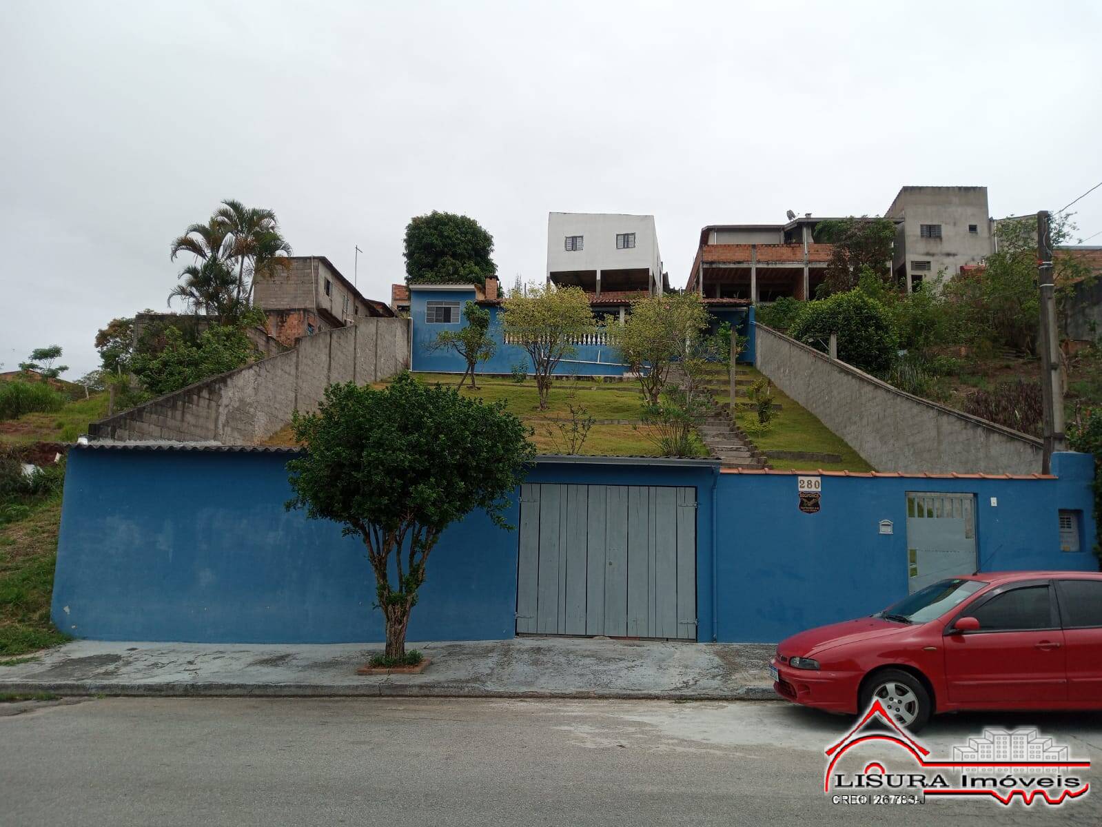 CASA JD MARIA AMELIA JACAREÍ SP COM TERRENO GRANDE 450M²