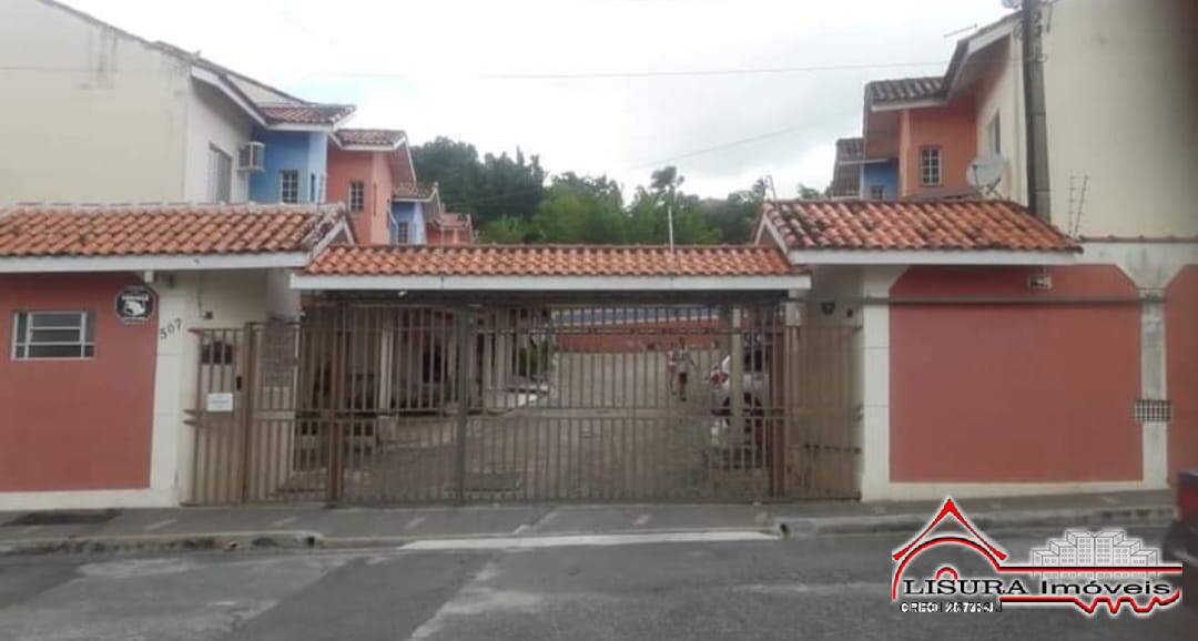 CASA NO CONDOMINIO JD DO PORTAL JACAREÍ SP