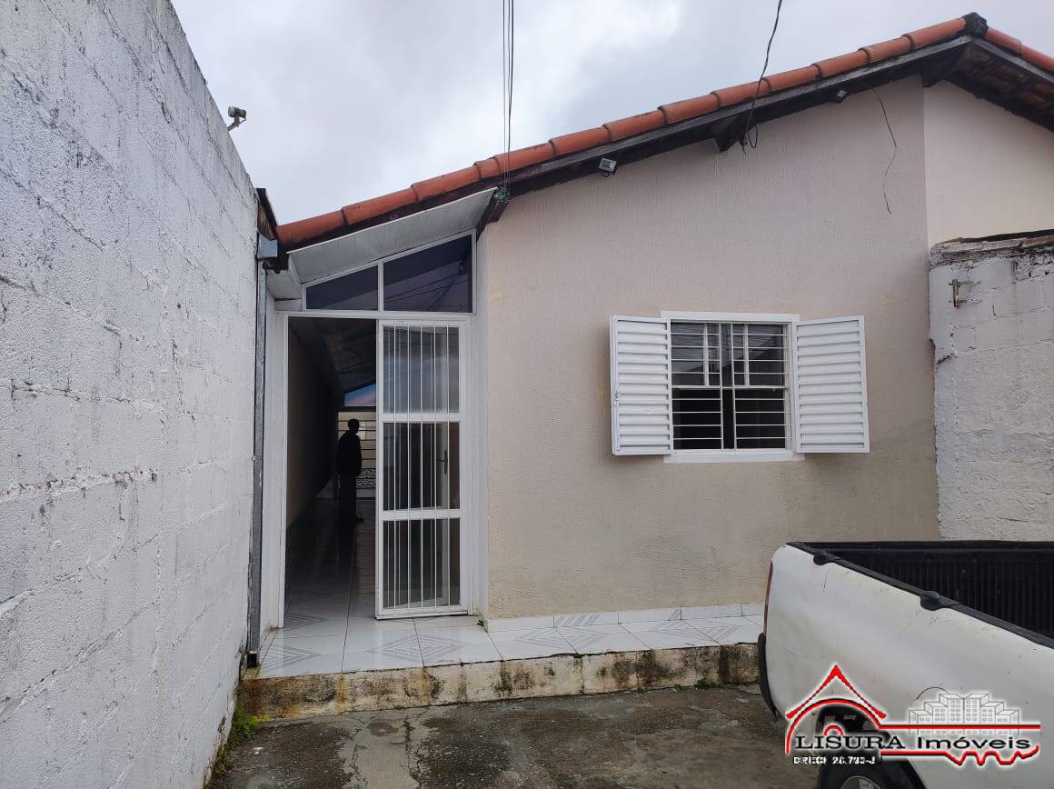 CASA NO JARDIM NOVO AMANHECER DE JACAREÍ SP