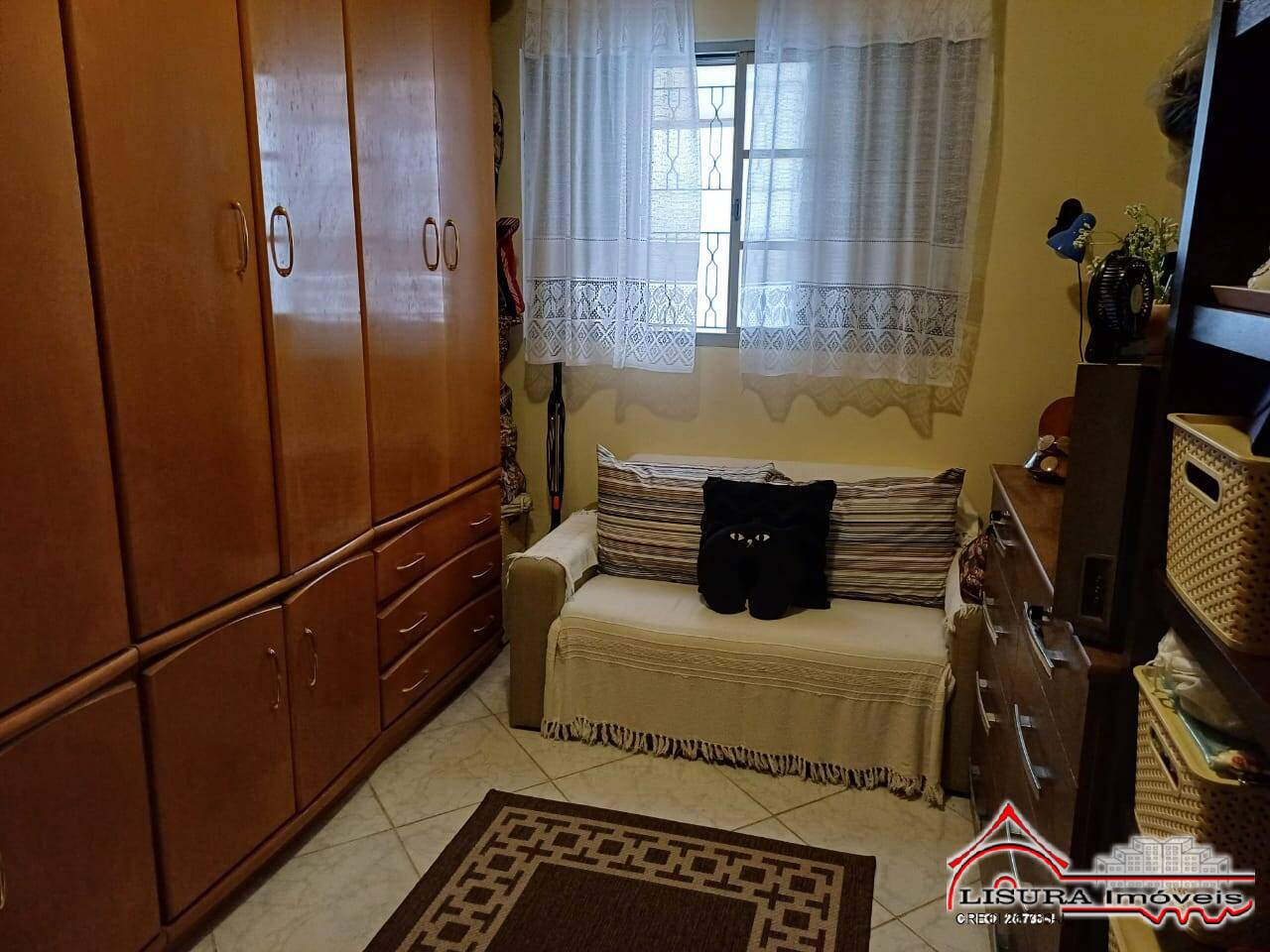 Casa à venda com 2 quartos, 75m² - Foto 2