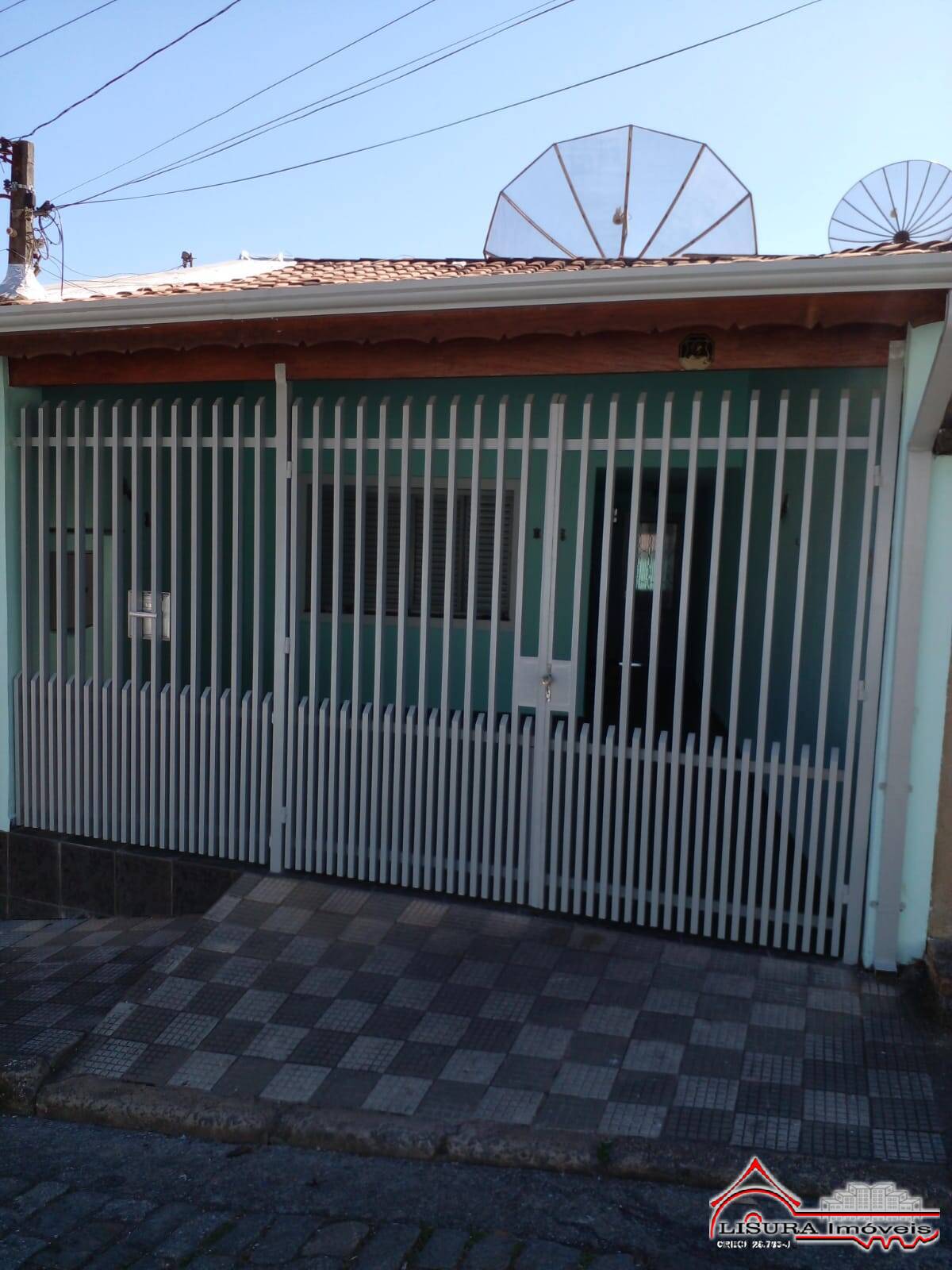 CASA NO VILA ZEZE JACAREÍ SP PARA VENDA 3 DORMITÓRIOS